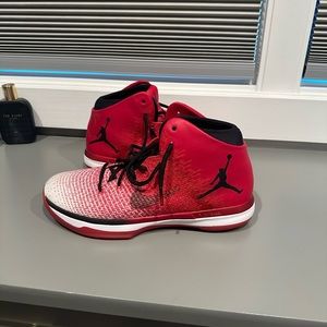 Nike Jordan XXXI like new size 11